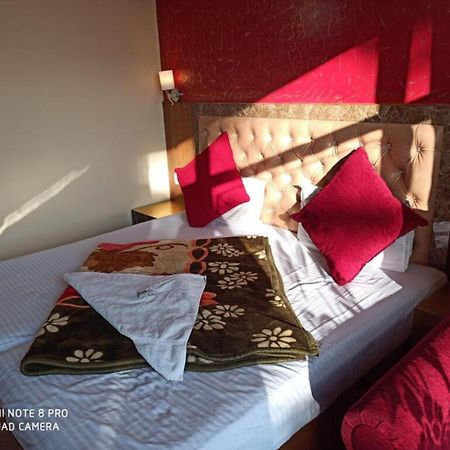 Hotel King Palace - Nature-Valley-Luxury-Room - Prime Location With Parking Facilities 심라 외부 사진