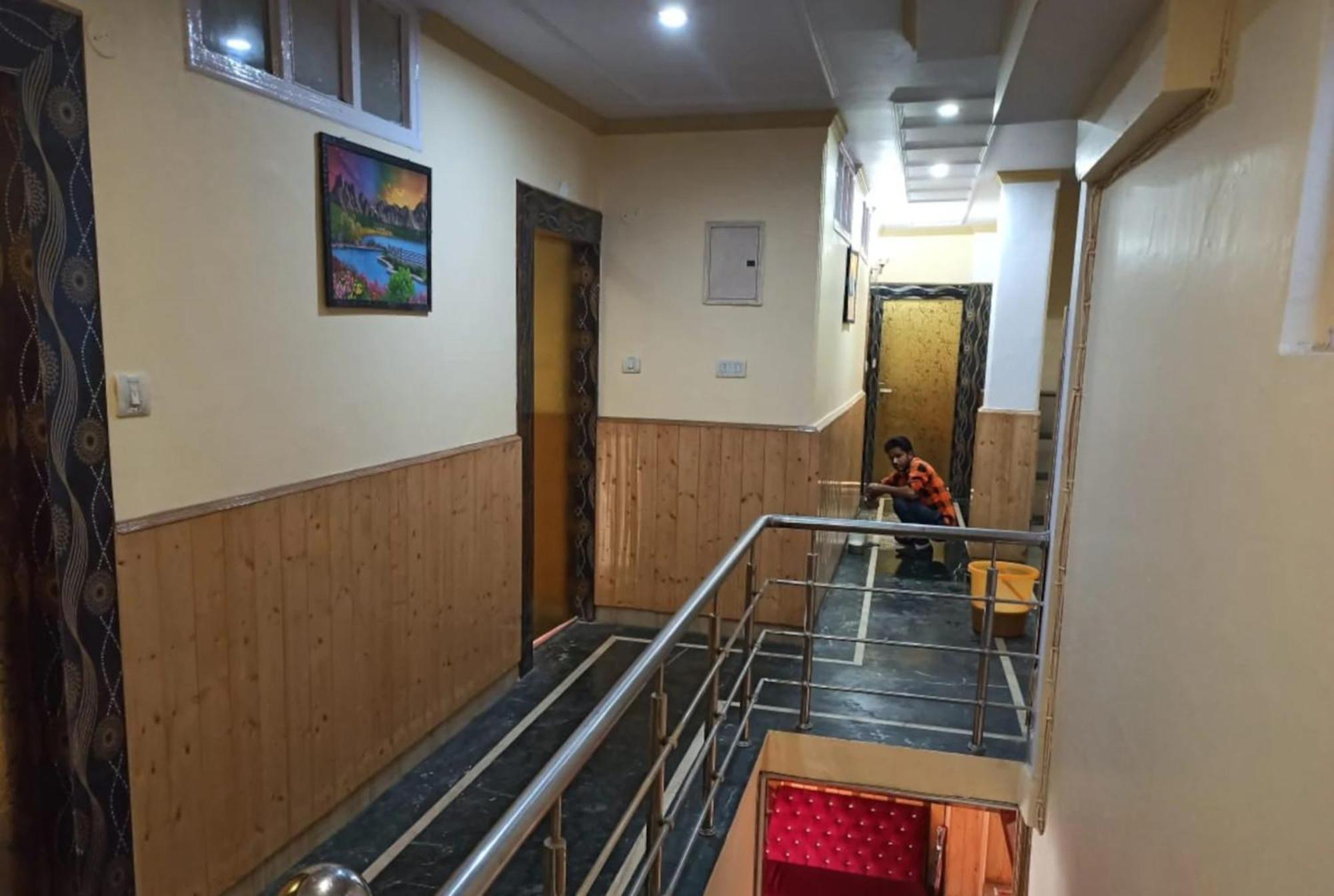 Hotel King Palace - Nature-Valley-Luxury-Room - Prime Location With Parking Facilities 심라 외부 사진