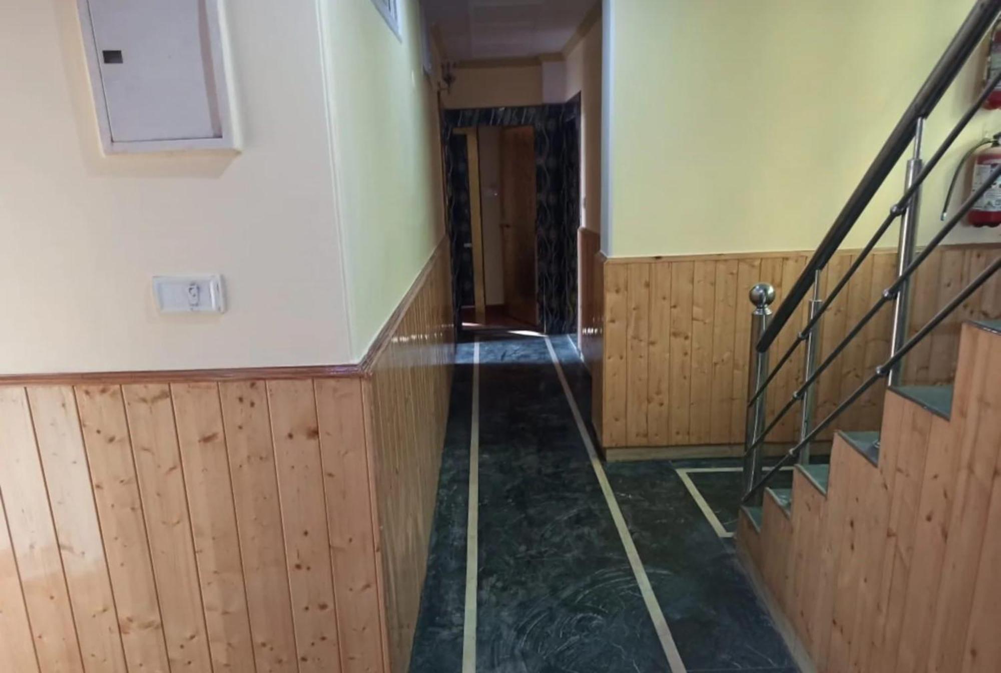 Hotel King Palace - Nature-Valley-Luxury-Room - Prime Location With Parking Facilities 심라 외부 사진