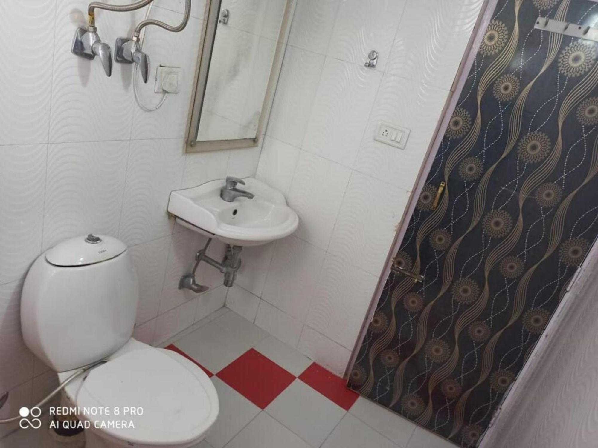 Hotel King Palace - Nature-Valley-Luxury-Room - Prime Location With Parking Facilities 심라 외부 사진